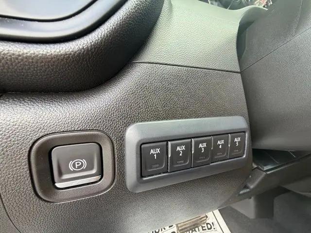 2022 Chevrolet Silverado 2500HD 4WD Crew Cab Standard Bed Custom