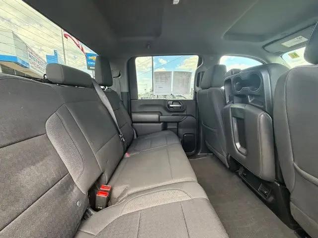 2022 Chevrolet Silverado 2500HD 4WD Crew Cab Standard Bed Custom