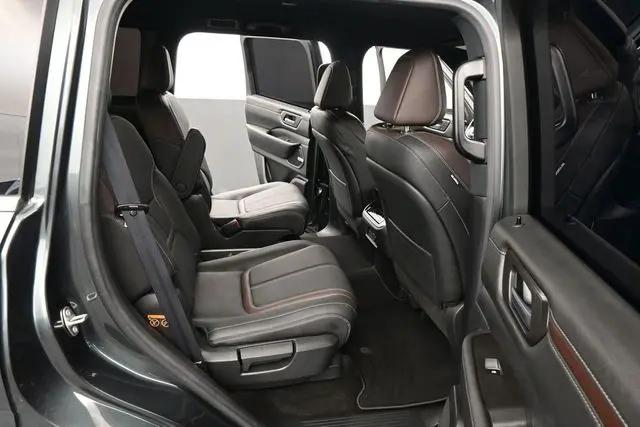 2025 Nissan Armada SL 2WD