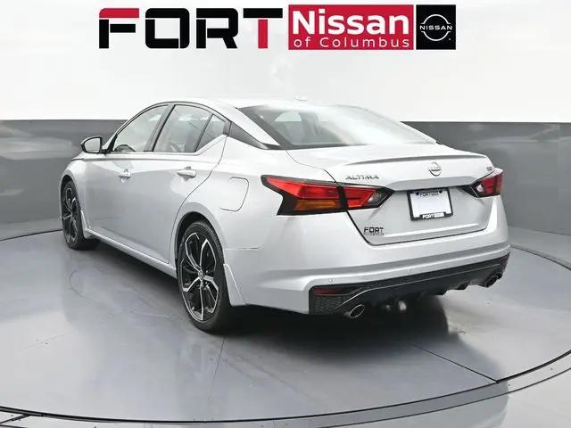 2024 Nissan Altima SR FWD