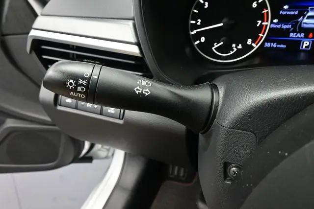 2024 Nissan Altima SR FWD