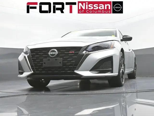 2024 Nissan Altima SR FWD