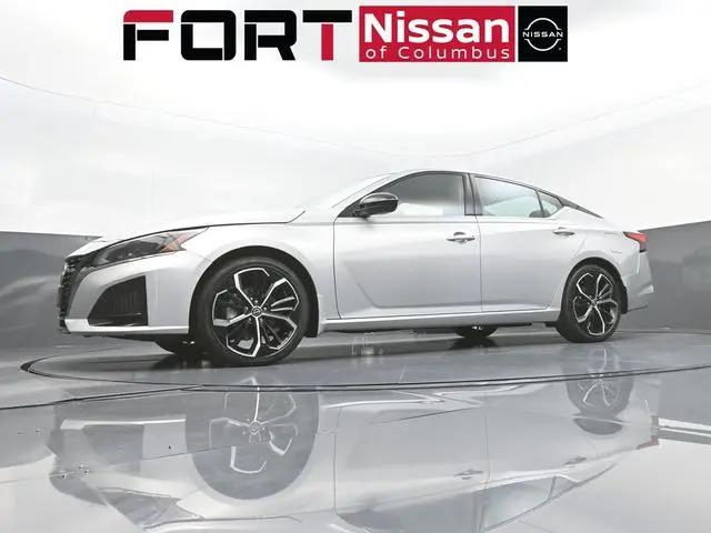 2024 Nissan Altima SR FWD