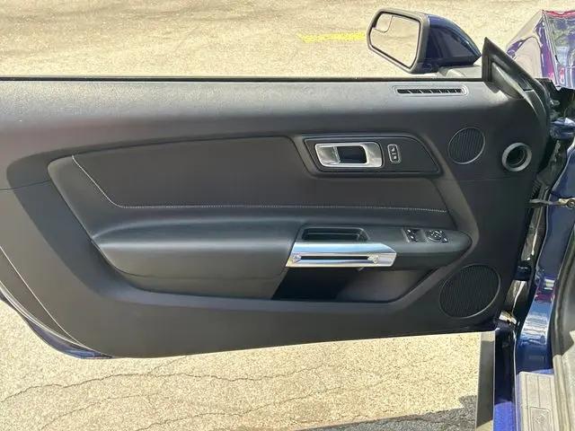 2019 Ford Mustang EcoBoost