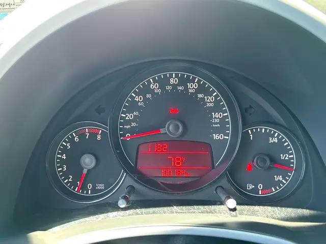 2012 Volkswagen Beetle 2.0T