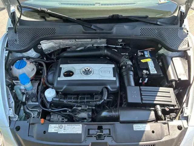 2012 Volkswagen Beetle 2.0T