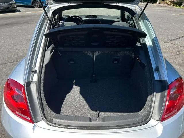 2012 Volkswagen Beetle 2.0T