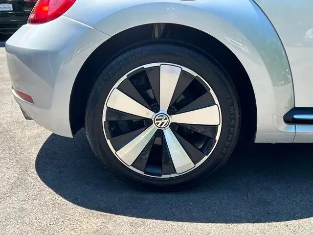2012 Volkswagen Beetle 2.0T
