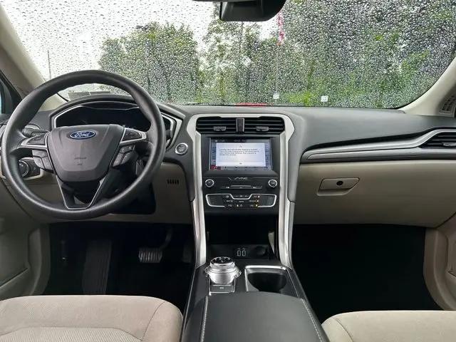 2019 Ford Fusion Hybrid SE