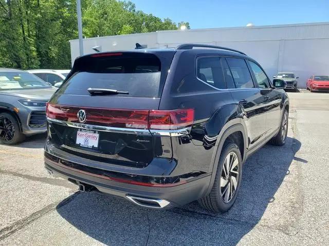 2026 Volkswagen Atlas SE with Technology