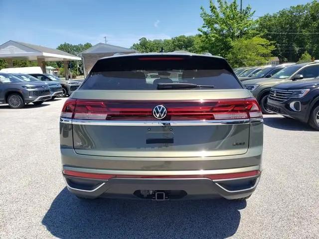 2026 Volkswagen Atlas Cross Sport SE with Technology