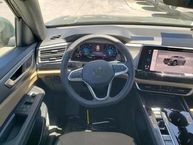 2026 Volkswagen Atlas Cross Sport SE with Technology