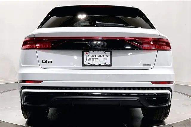 2021 Audi Q8 Prestige 55 TFSI quattro Tiptronic