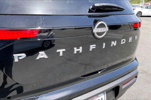 2025 Nissan Pathfinder SV FWD