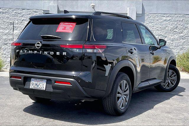2025 Nissan Pathfinder SV FWD