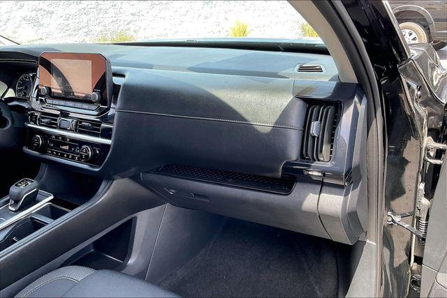 2025 Nissan Pathfinder SV FWD