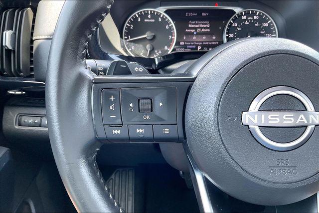 2025 Nissan Pathfinder SV FWD