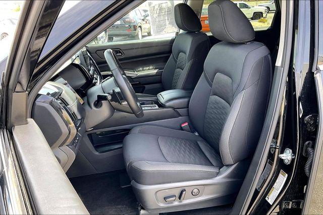 2025 Nissan Pathfinder SV FWD