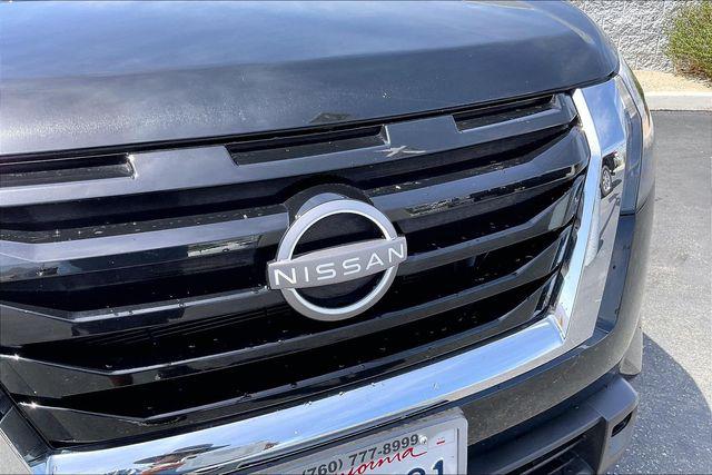2025 Nissan Pathfinder SV FWD