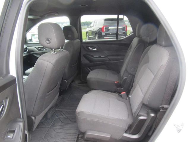 2022 Chevrolet Traverse AWD LT Cloth