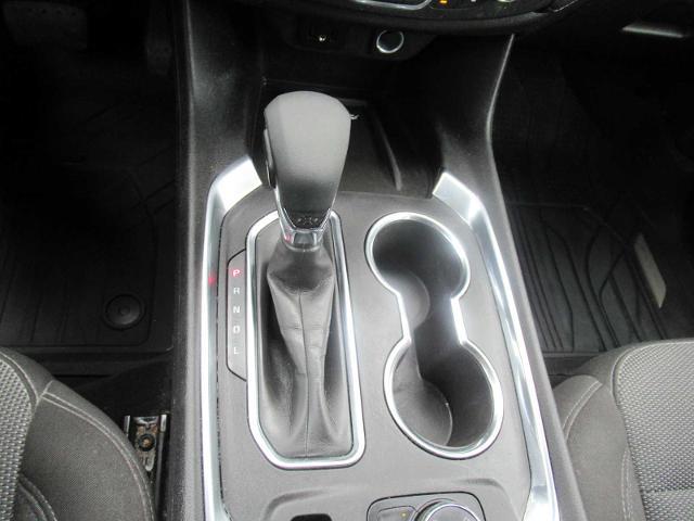 2022 Chevrolet Traverse AWD LT Cloth