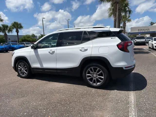 2023 GMC Terrain FWD SLT