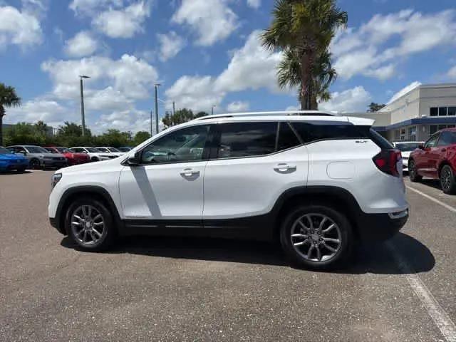 2023 GMC Terrain FWD SLT