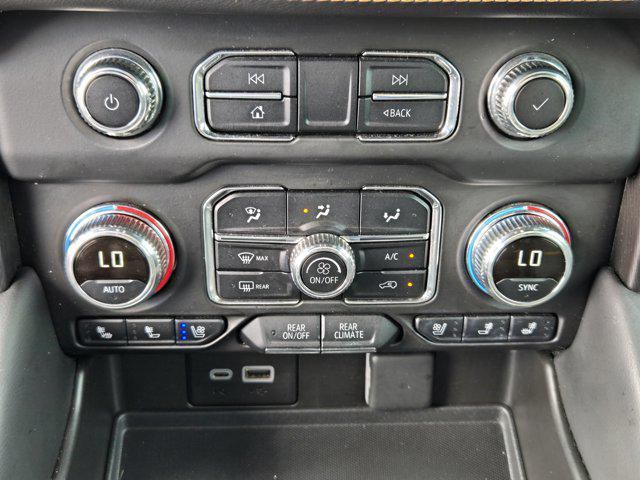 2024 GMC Yukon 4WD AT4
