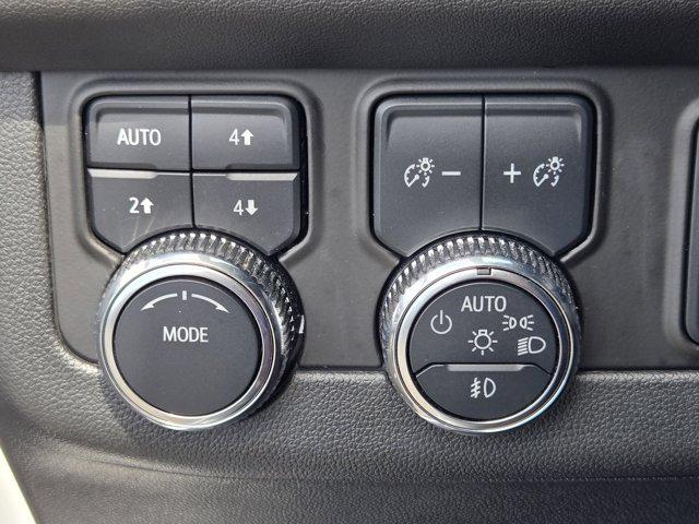 2024 GMC Yukon 4WD AT4