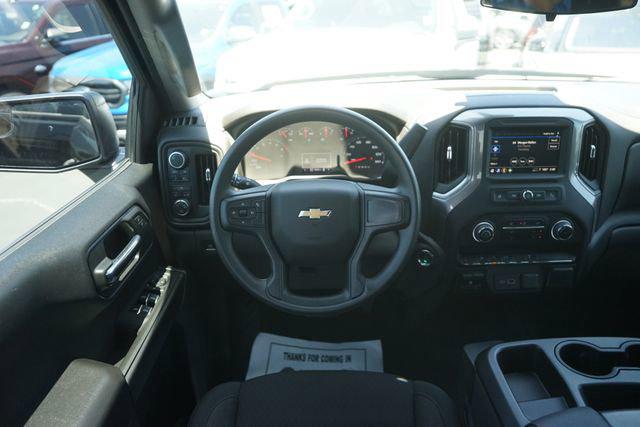2025 Chevrolet Silverado 1500 4WD Crew Cab Short Bed Custom