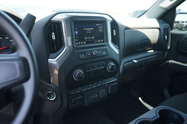 2025 Chevrolet Silverado 1500 4WD Crew Cab Short Bed Custom