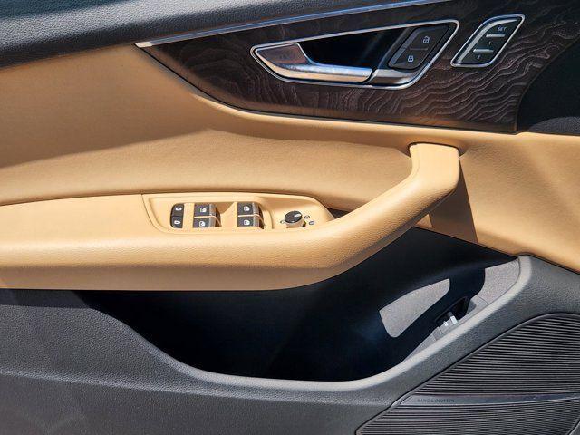 2019 Audi Q8 55 Premium