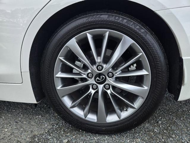 2024 INFINITI Q50 LUXE