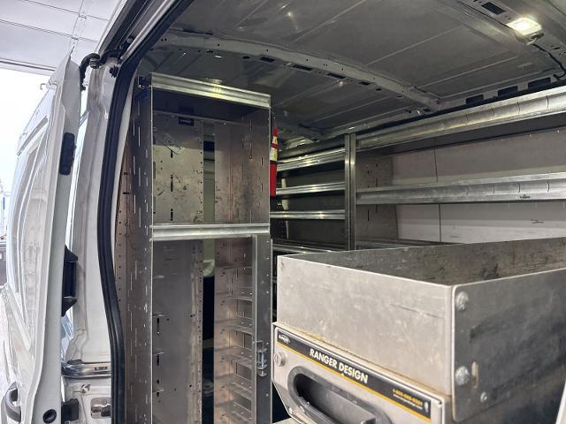2017 Ford Transit 148 WB Medium Roof Cargo