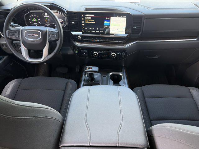 2024 GMC Sierra 1500 4WD Crew Cab Short Box Elevation with 3SB
