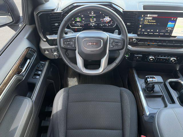2024 GMC Sierra 1500 4WD Crew Cab Short Box Elevation with 3SB