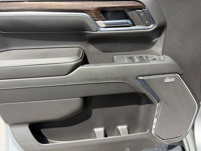 2024 GMC Sierra 1500 4WD Crew Cab Short Box Elevation with 3SB