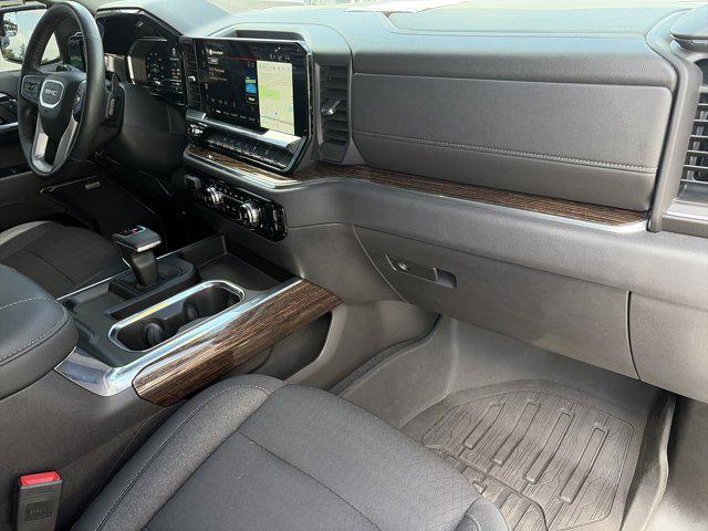 2024 GMC Sierra 1500 4WD Crew Cab Short Box Elevation with 3SB