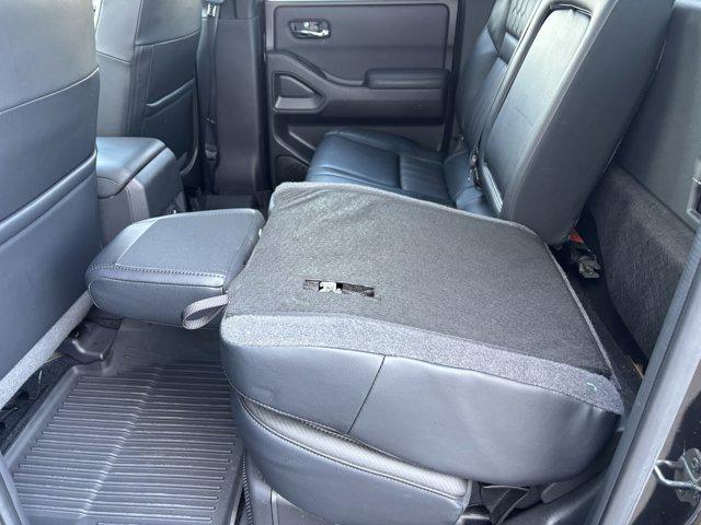 2022 Nissan Frontier Crew Cab PRO-4X 4x4