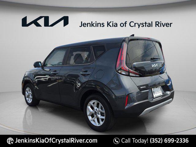 2025 Kia Soul LX