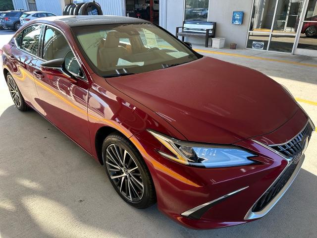 2022 Lexus ES 350 Base