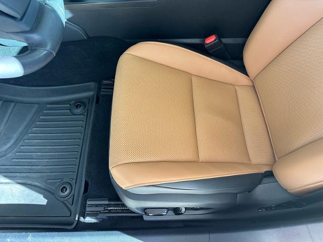 2022 Lexus ES 350 Base