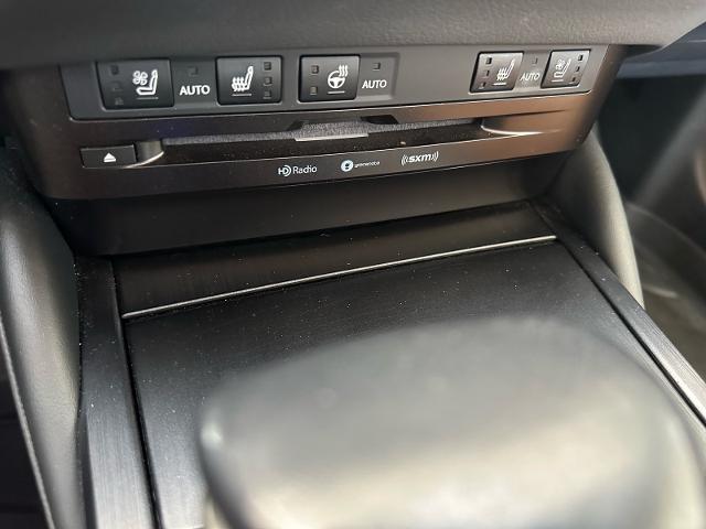 2022 Lexus ES 350 Base