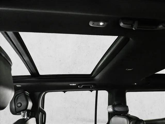 2022 Jeep Wagoneer Series III Carbide 4x4