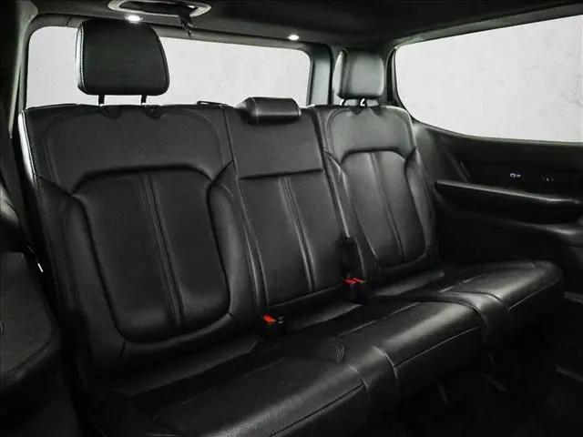 2022 Jeep Wagoneer Series III Carbide 4x4