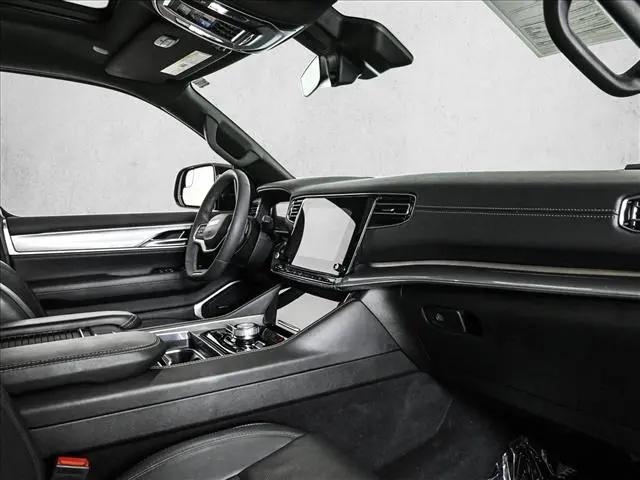 2022 Jeep Wagoneer Series III Carbide 4x4