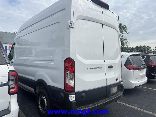 2025 Ford Transit Cargo Van 148 WB High Roof Cargo