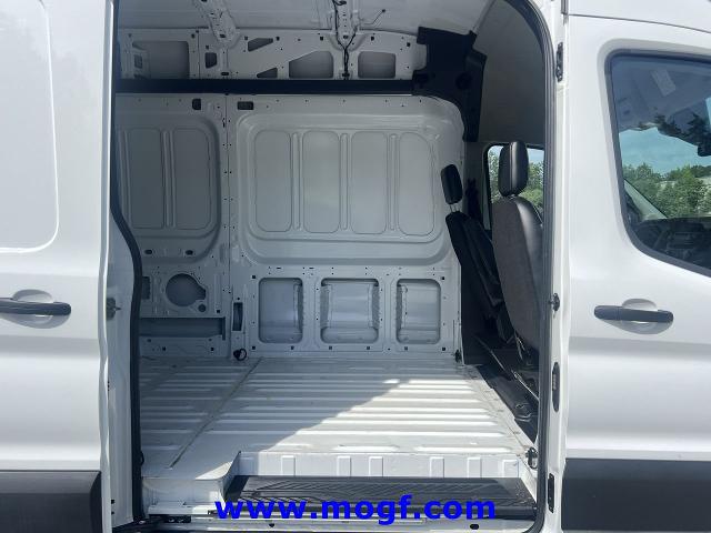 2025 Ford Transit Cargo Van 148 WB High Roof Cargo