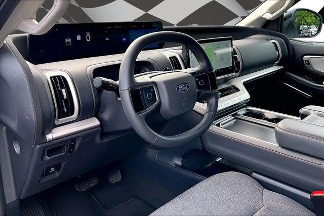 2025 Ford Expedition Active MAX