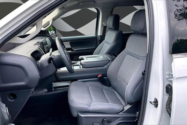 2025 Ford Expedition Active MAX